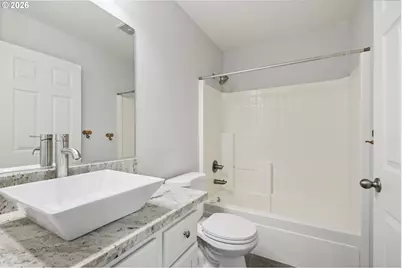 698 NW Hertel St, Hillsboro, OR 97124 - Photo 22