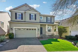 698 NW Hertel St, Hillsboro, OR 97124 - Photo 2
