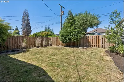 1385 NE Pearl St, Salem, OR 97301 - Photo 28