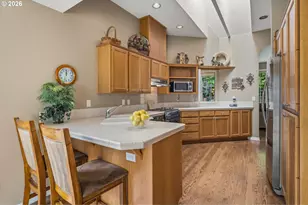 15465 Tanager Dr, Lake Oswego, OR 97035 - Photo 16