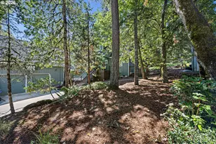 75 Marlboro Ln, Eugene, OR 97405 - Photo 32