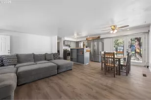 60091 Hopi Rd, Bend, OR 97702 - Photo 14