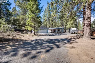 60091 Hopi Rd, Bend, OR 97702 - Photo 6
