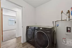 60091 Hopi Rd, Bend, OR 97702 - Photo 24