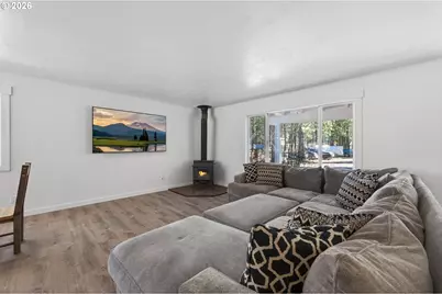 60091 Hopi Rd, Bend, OR 97702 - Photo 12