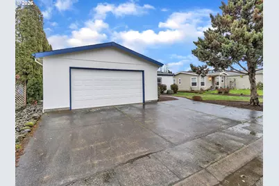 1655 S Elm St, Canby, OR 97013 - Photo 2