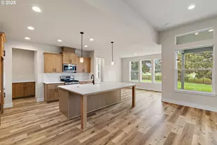 707 Magnolia Ave, Woodburn, OR 97071 - Photo 6