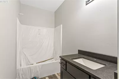 158 E H St, Vernonia, OR 97064 - Photo 18