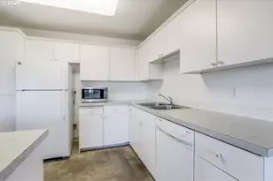 240 Lone Pine Ln, The Dalles, OR 97058 - Photo 12
