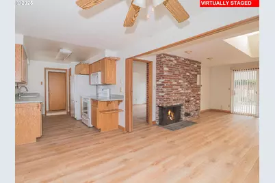 19838 NE Wasco St, Portland, OR 97230 - Photo 10