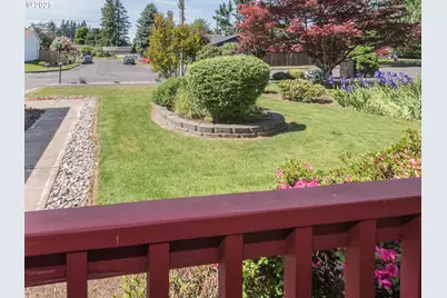 19838 NE Wasco St, Portland, OR 97230 - Photo 8