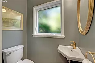 434 NW Hermosa Blvd, Portland, OR 97210 - Photo 12