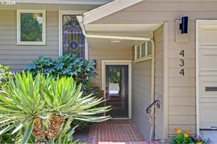 434 NW Hermosa Blvd, Portland, OR 97210 - Photo 2