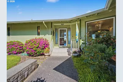 407 SW 7th St, Gresham, OR 97080 - Photo 2
