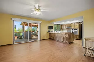 407 SW 7th St, Gresham, OR 97080 - Photo 8