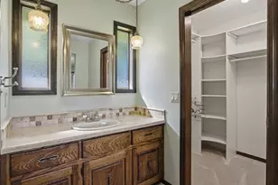 407 SW 7th St, Gresham, OR 97080 - Photo 16