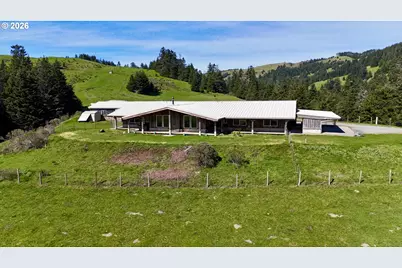 94621 N Bank Rogue River Rd, Gold Beach, OR 97444 - Photo 4