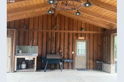 94621 N Bank Rogue River Rd, Gold Beach, OR 97444 - Photo 28