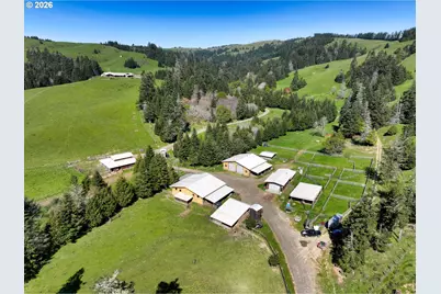 94621 N Bank Rogue River Rd, Gold Beach, OR 97444 - Photo 32