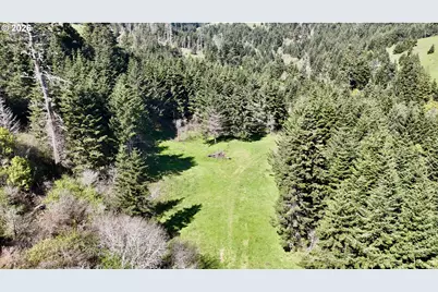 94621 N Bank Rogue River Rd, Gold Beach, OR 97444 - Photo 30