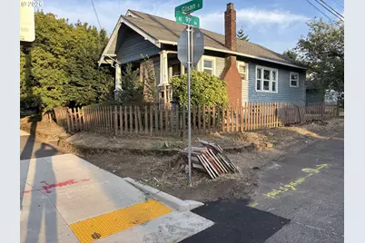 9102 NE Glisan St, Portland, OR 97220 - Photo 2