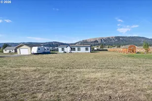 900 N 15th Ave, Elgin, OR 97827 - Photo 14