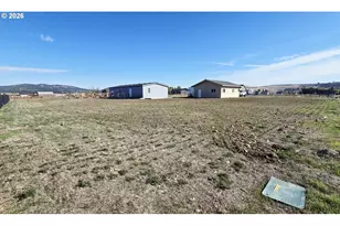 900 N 15th Ave, Elgin, OR 97827 - Photo 16