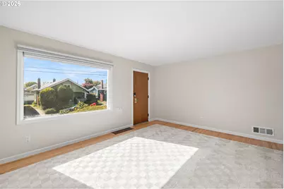 1326 SE 49th Ave, Portland, OR 97215 - Photo 6