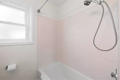 1326 SE 49th Ave, Portland, OR 97215 - Photo 10