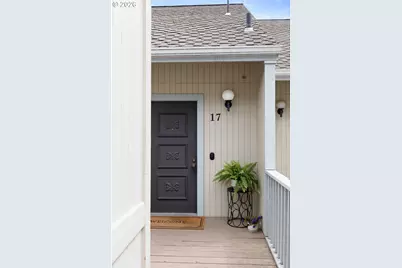 17 NW Mountain View Dr, Roseburg, OR 97471 - Photo 28