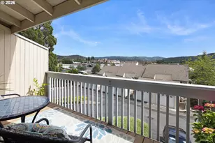 17 NW Mountain View Dr, Roseburg, OR 97471 - Photo 22