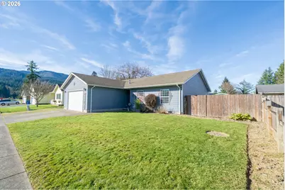 1137 SE 2nd Ave, Mill City, OR 97360 - Photo 2