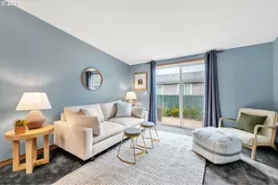 5268 Olympic Cir, Eugene, OR 97402 - Photo 8