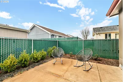 5268 Olympic Cir, Eugene, OR 97402 - Photo 18