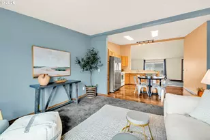 5268 Olympic Cir, Eugene, OR 97402 - Photo 10