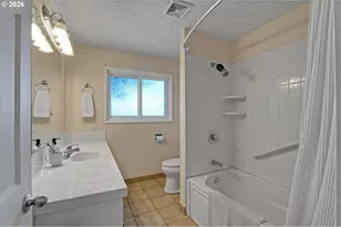 7607 SE 112th Ave, Portland, OR 97266 - Photo 16