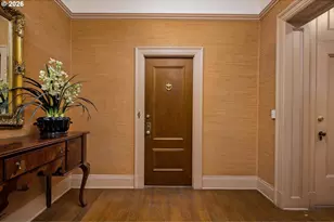 2141 NW Davis St, Portland, OR 97210 - Photo 4