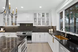 19697 SE Cottonwood St, Milwaukie, OR 97267 - Photo 8