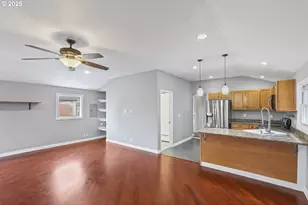 1683 N Jantzen Ave, Portland, OR 97217 - Photo 8