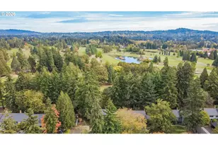 8712 SW Brightfield Cir, Portland, OR 97223 - Photo 32