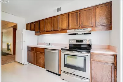 8712 SW Brightfield Cir, Portland, OR 97223 - Photo 8