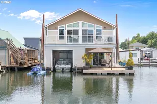 18989 NE Marine Dr, Portland, OR 97230 - Photo 2