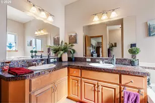 18989 NE Marine Dr, Portland, OR 97230 - Photo 20