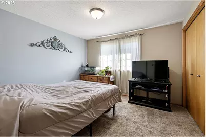 573 Creswood Dr, Creswell, OR 97426 - Photo 18