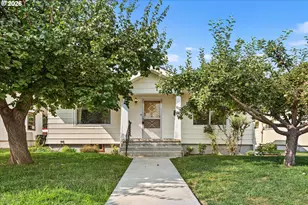 1930 Myrtle St, Baker City, OR 97814 - Photo 4