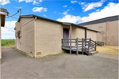 21211 Coburg Rd, Harrisburg, OR 97446 - Photo 36