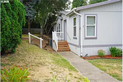 23077 SW Main St #1, Sherwood, OR 97140 - Photo 2