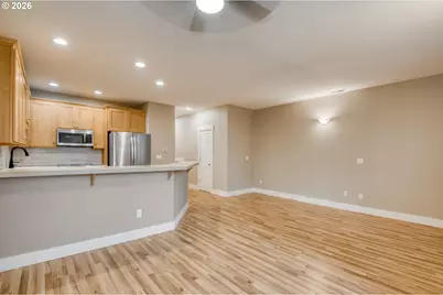 9530 SW Lodestone Dr, Beaverton, OR 97007 - Photo 8