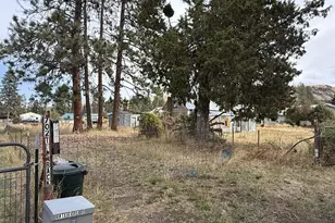 603 Tamarack St, Wallowa, OR 97885 - Photo 8
