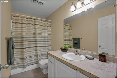 9842 SE Talbert St, Clackamas, OR 97015 - Photo 32